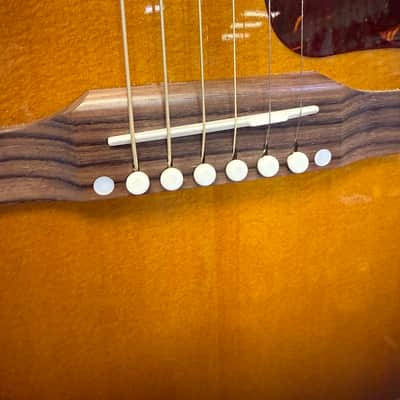 Immagine Gibson J-45 Standard 2025, Vintage Sunburst with Case - Pre Owned - 7
