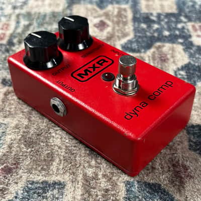 MXR Dyna Comp Compressor M102 Guitar Effect Pedal! image 3