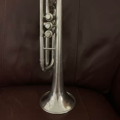 Conn Victor (model 4A) Bb and A cornet (1923) SN 199151 (Silver plated) (very rare) (opera glass - micro tuner)(professional) image 4