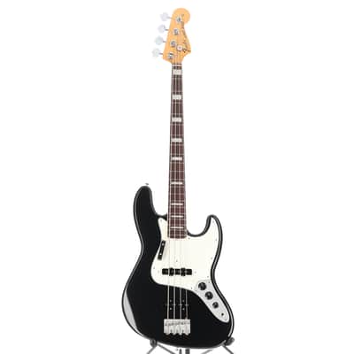 Fender Certified Pre-Owned Vintera III Early '70s Jazz Bass, Rosewood Fingerboard, Black (S3) (28427) image 5