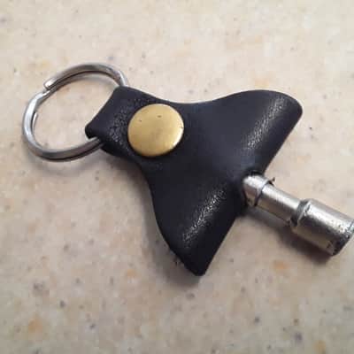 Pearl Vintage Drum Key & Keyring Holder from the 1960's - Natural Aged Patina - Very Rare to  Find image 5