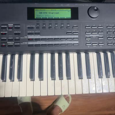 Roland XP-60 61-Key 64-Voice Music Workstation Keyboard 1998 - 2003 - Black image 5