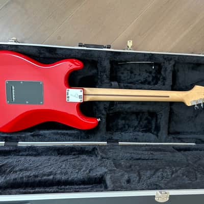 Fender Player Stratocaster with Ebony Fretboard 2018 - 2024 - Ferrari Red image 6