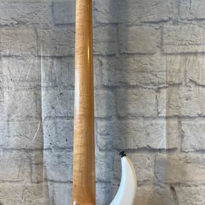 Tobias Toby Standard IV White 4 String Bass Guitar image 7