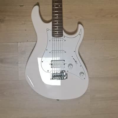 Cort EVL-Z4 | Reverb