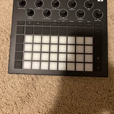 Novation Circuit Tracks Groovebox 2021 - Present - Black image 1