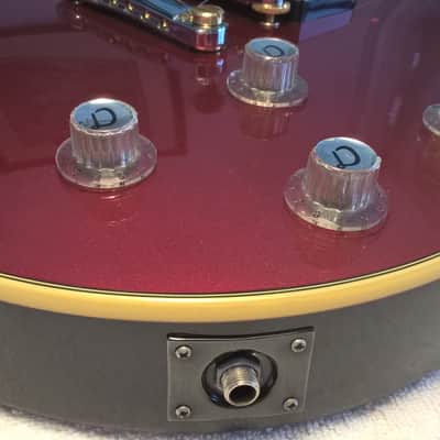 Guild DeArmond M-77--2001; Wine Red Metallic; Made in Korea; USA Gold-Tone HB Pickups; All-Original image 17