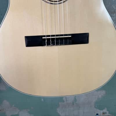 Alvarez Regent Series RC26HCE Hybrid Acoustic Electric Guitar - Natural image 3