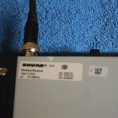 Shure SLX4 Wireless Receiver. J3 Frequency Band. 1U rack mount. image 4