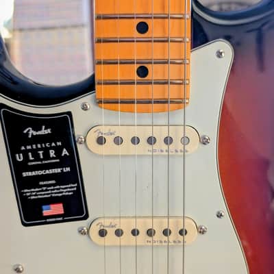 Fender American Ultra Stratocaster LEFT HAND 2021-2023 - 3 Color Sunburst image 5