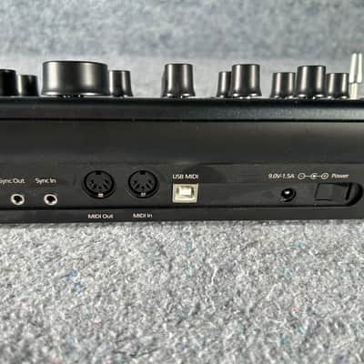 Modal Electronics Argon8M 8 Voice Wavetable Synthesizer Module 2020 - Grey image 7