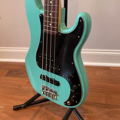 Fender Precision 2017 - Satin image 11