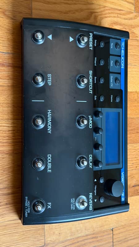 TC Helicon VoiceLive 2 Extreme 2011 - 2013 - Blue image 1