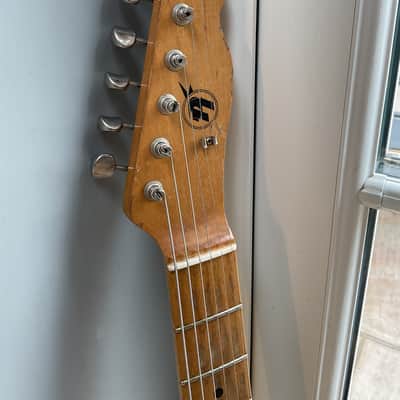 Rock N Roll Relics Richards in 3 colour sunburst image 5
