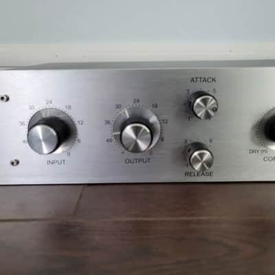 Black Lion Audio 1176 compressor BLUEY - Blue Stripe & Silver image 4