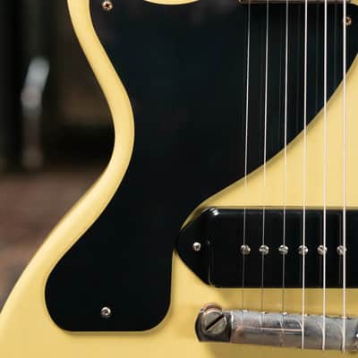 Gibson Custom Shop Left-Handed 57 Les Paul Junior VOS - TV Yellow with Hardshell Case - Demo image 10