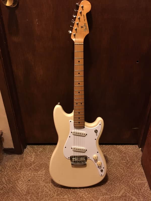 90's Fender Duo Sonic - Cream | Reverb