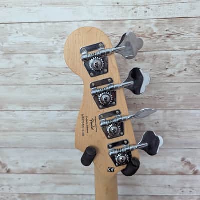 Used Squier Affinity Jazz Bass image 8