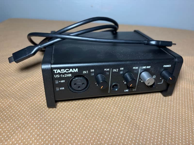 TASCAM US-1X2HR High Resolution USB Audio Interface 2020 - Present - Black / Red image 1