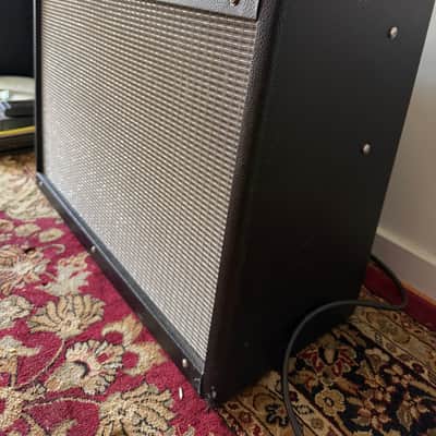 Fender Hot Rod Deluxe 3-Channel 40-Watt 1x12" Guitar Combo 2002 - 2010 - Black image 3