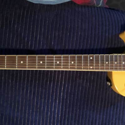 Epiphone Les Paul Jr. Special 2022 - TV Yellow image 9