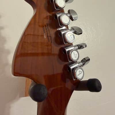 Fender Tom DeLonge Starcaster 2023 - Shoreline Gold - MINT image 2