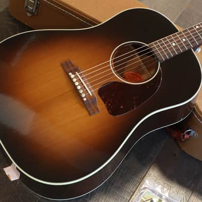 2015 Gibson J-45 Vintage Torrified Adirondack Acoustic Guitar Vintage Sunburst + OHSC image 2