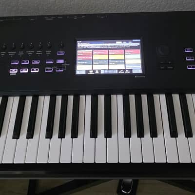 Korg Nautilus 61-Key Music Workstation 2020 - Present - Black