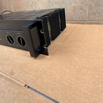 Yamaha P2100 Professional Series Natural Sound Stereo Power Amplifier – Made in Japan image 6