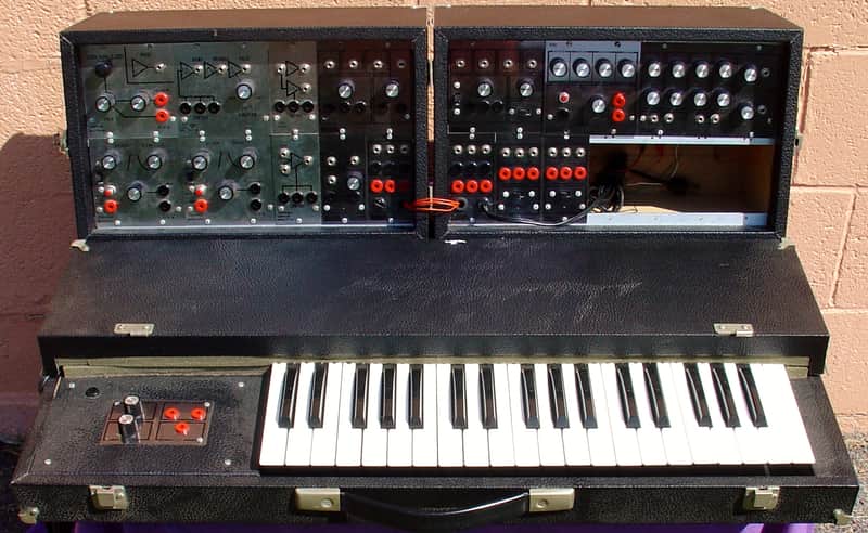Vintage PAIA 4700 modular analog synthesizer with keyboard and components image 1