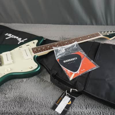 Fender MIJ Traditional ‘60s Jazzmaster MH Sherwood Green Metallic Kinko Music FSR 2026 - Matching Headstock image 18