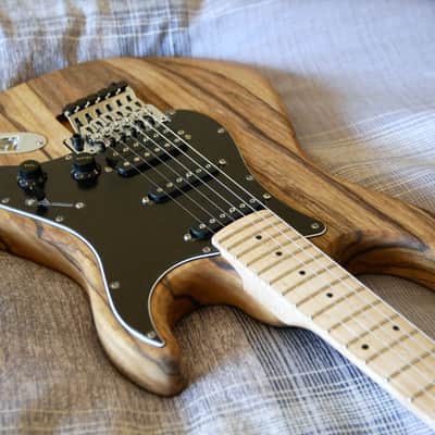 Kiesel Carvin Bolt Kit Natural Strat Guitar W/ Floyd Rose HSS USA American image 21