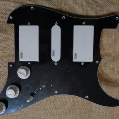 Handmade pre-wired Strat HSH pickguard, multiconfigurable, with HB split and Treble Bleed image 1