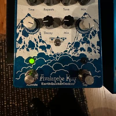 EarthQuaker Devices Avalanche Run Stereo Reverb & Delay with Tap Tempo V2 2018 - Present - Various image 1
