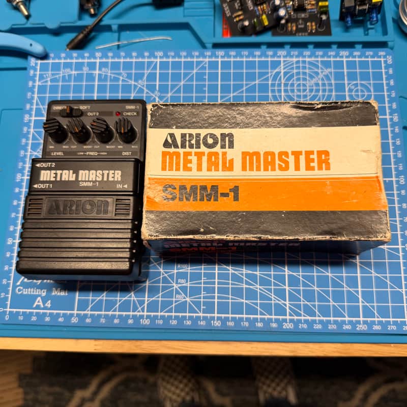 Vintage Arion SMM-1 Metal Master Distortion Pedal w/ Original Box – Made in Japan – Excellent Condition image 1