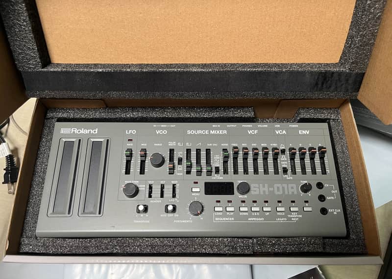 Roland SH-01A Boutique Mono Synthesizer Module Gray image 1