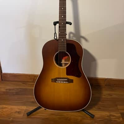 Gibson J-45 '50s Faded 2022 - Present - Faded Sunburst image 1