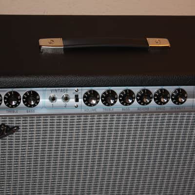 Fender '68 Custom Vibrolux Reverb Tube Combo Amp 35-Watt 2x10" Greenbacks 2016 image 9