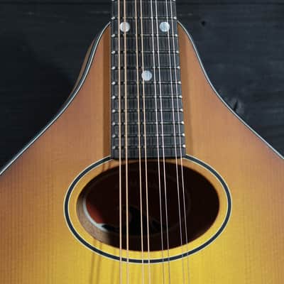 Eastman PCH M104-GB Goldburst A-Style Flattop Oval Hole Mandolin image 8
