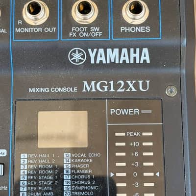 Yamaha MG12XU Mixing Console image 8