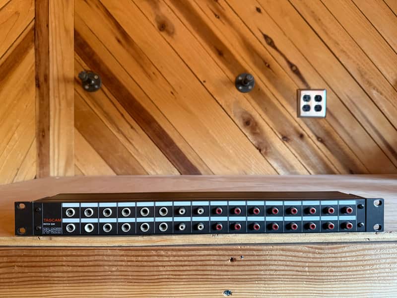 TASCAM PB-32W image 1