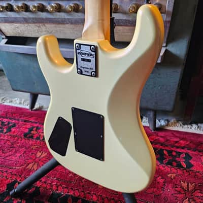 1986 Kramer Baretta Pearl White image 10