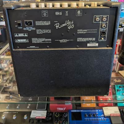 Fender Rumble 40 V3 40-Watt 1x10" Bass Combo 2015 - Present - Black image 3