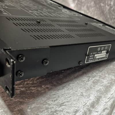 Roland GP-8 1987 - 1989 - Black image 7