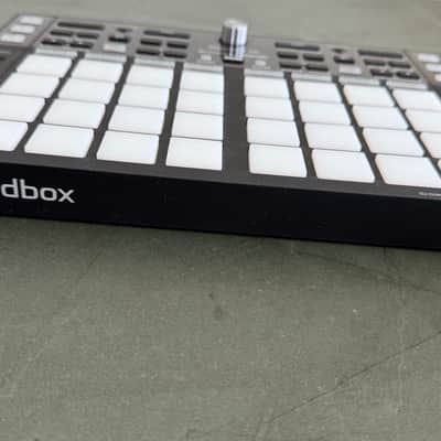 Pioneer DDJ-XP2 DJ Controller 2019 - Present - Black image 7