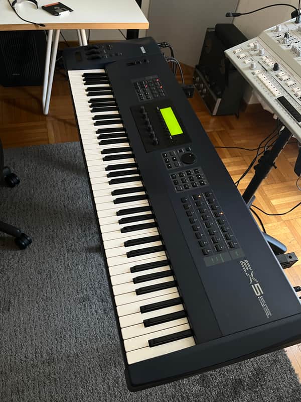 Yamaha EX5 Realtime Control Synthesizer 1998 - Blue image 1
