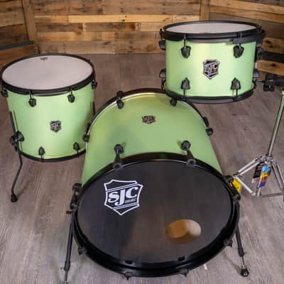 SJC Drums PFK322FBCMWBJ Pathfinder 3pc Kit (8x12,14x16,18x22) - Cosmic Mint, Black HW image 2