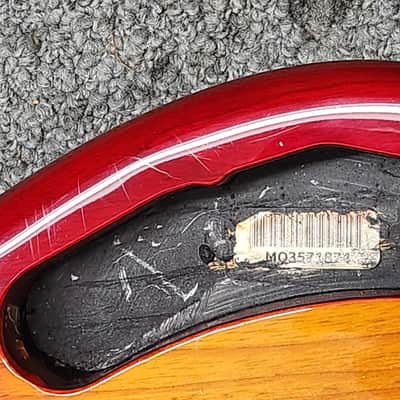Fender Dimensions 5 bass body - Sunburst image 4