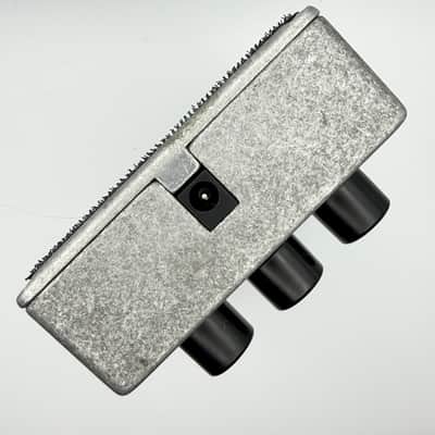 🎹 Electro-Harmonix Micro Q-Tron Envelope Filter 2006 - Present - Silver / Black / Blue image 5