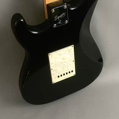 Vintage 100% Original Squier Strat 2003 Gloss Black Natural Relic Stratocaster Aged Pearl Pickguard image 15
